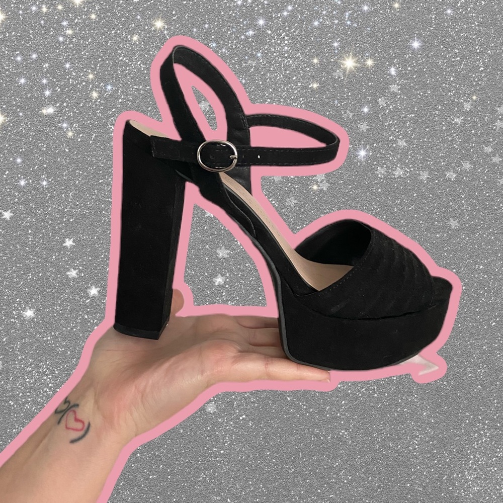 Chinese Laundry Black Platform Heels